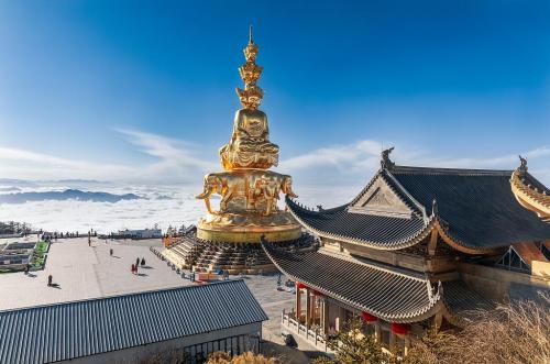 中国十大名山排名榜(国内著名的十大名山)插图2