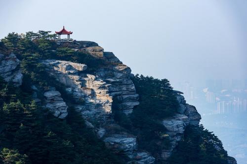 中国十大名山排名榜(国内著名的十大名山)插图3