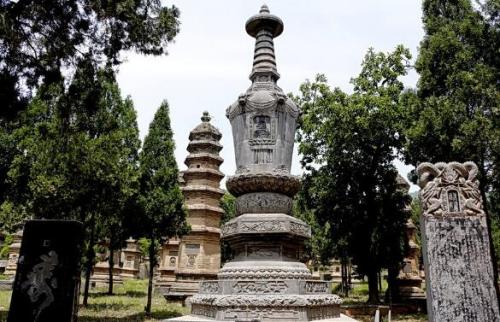 郑州一日游必去的地方排名(郑州十大好玩的旅游景点)插图1