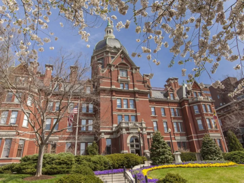 美国十大名牌大学排行榜(美国知名的十所大学)插图7