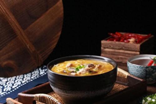 昆明全牛肉汤锅排名前十(牛肉汤锅哪里最好吃)插图3