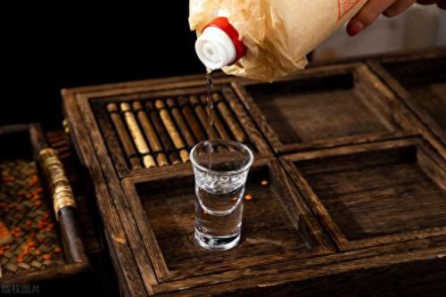 中国白酒国外销量排名前十(全球白酒排名前十名)插图