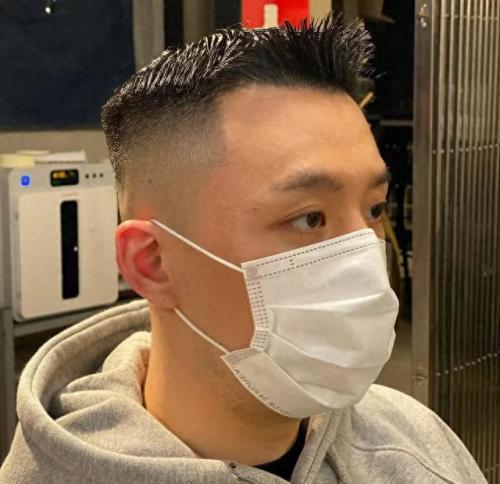 油头发蜡十大排行榜(适合油头好用的发蜡推荐男生)插图3