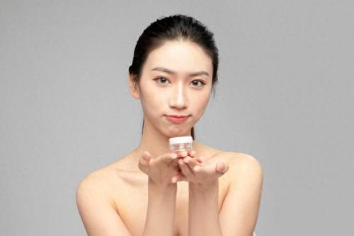 化妆品护肤企业排名前十(男士护肤前十排名)插图