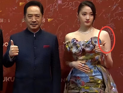 十大惊人女星图片排行榜(欧美亚裔十大女星)插图3