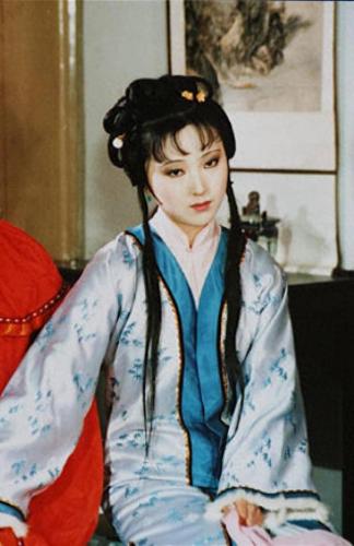 古诗词中女子排名前十(女子体香古诗词)插图6