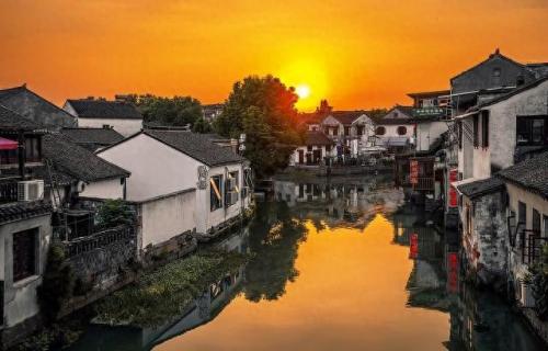 中国有名的十大古镇排行榜(郑州十大古镇景区)插图1