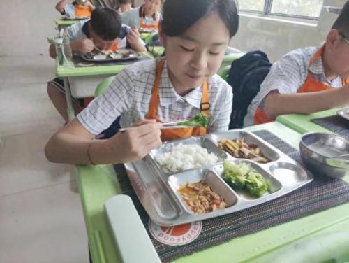 郑州市小学午餐排名前十(郑州市创新大道小学中午有午餐吗)插图8