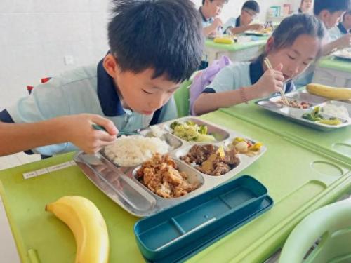 郑州市小学午餐排名前十(郑州市创新大道小学中午有午餐吗)插图17