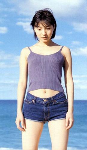 日本短发漂亮女优排名前十(日本短发女星石原里美)插图6