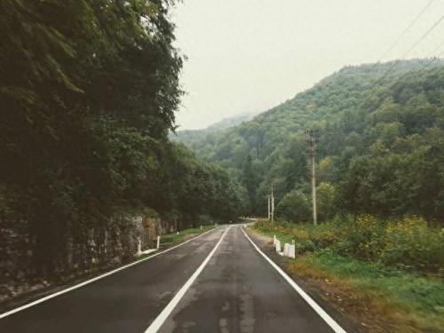 世界上最危险公路排名前十(危险公路纪录片第一季)插图1
