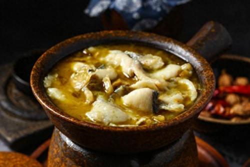 昆明全牛肉汤锅排名前十(牛肉汤锅哪里最好吃)插图5