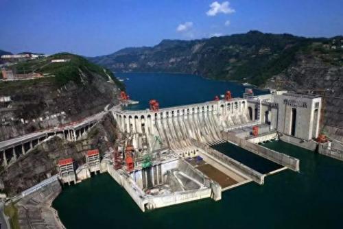 我国已建成水电站排名前十(中国五强水电站排名)插图6