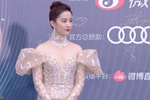 十大惊人女星图片排行榜(欧美亚裔十大女星)插图27