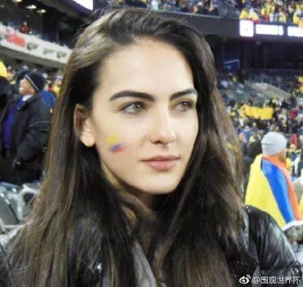 实况国际服女玩家排名前十(实况国际服完美阵容)插图