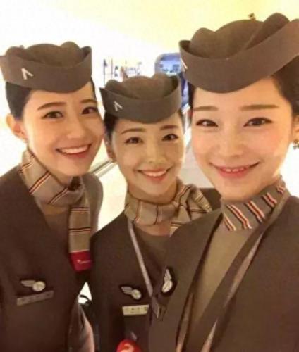 法国空姐(电影法国空姐完整版)插图9