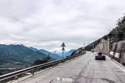 宜昌跑车排名前十(宜昌红色跑车)插图20