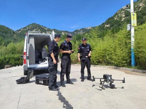特巡警(特巡警一个月多少钱)插图
