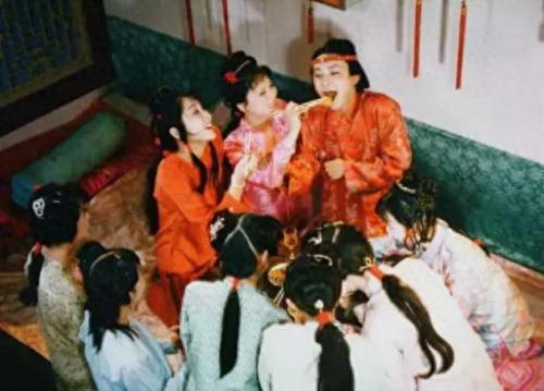 红楼梦十大诡异细节(红楼梦87版全集完整版)插图4