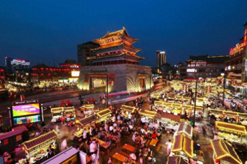 开封夜游排名前十(开封晚上必去的三个景点)插图5