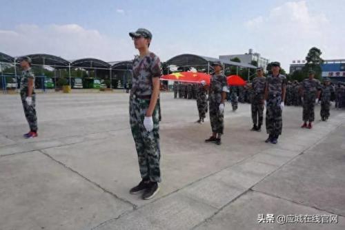 应城职校排名前十(应城高中排名一览表)插图