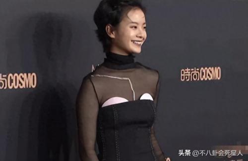 李菲儿裙子滑落(女明星下身穿衣搭配)插图20