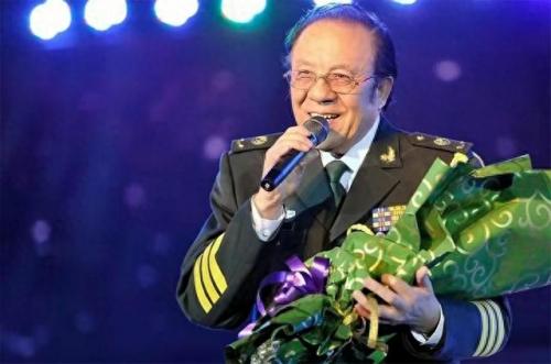 终极三国片头曲(终极三国主题曲完整)插图2