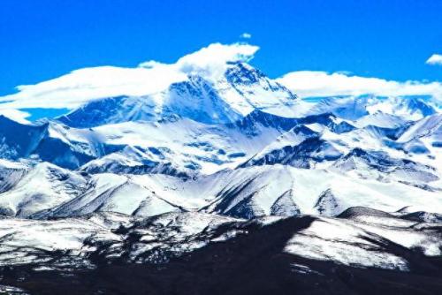 世界上高度排名前十的山峰(全世界排名前五的山峰)插图3