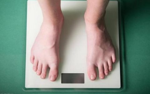 怎样才能瘦腰(减肥收腹操瘦腰30分钟)