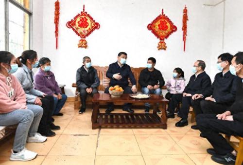 十八大 时间(党的二十大召开时间)插图