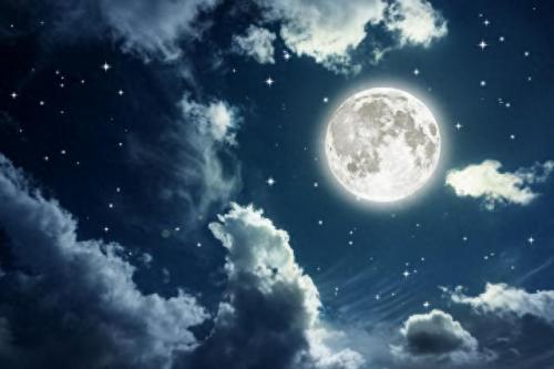 孤月沧浪河汉清下一句(我与春风皆过客你携秋水揽星河)插图8