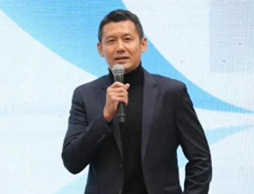 中国前足球名人排名前十(中国足球名人一览表)插图4