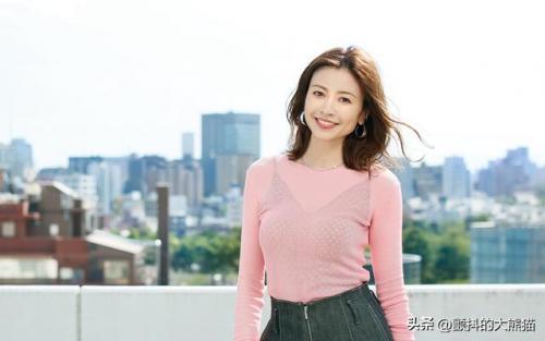 日本白领女优排名前十(日本白领的生活视频)插图