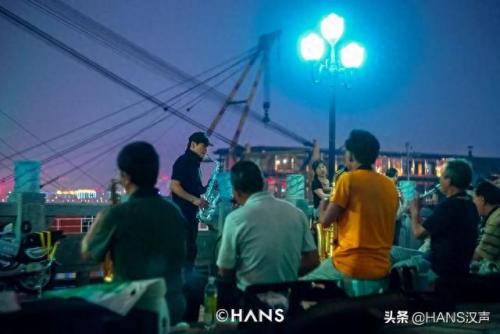 皇家礼炮歌词(皇家礼炮原版音乐)插图13