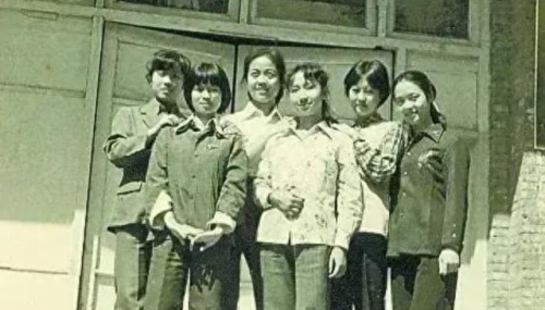 娶不到老婆竟然把老妈(儿子不小心把老妈闺蜜娶了电视剧)插图19