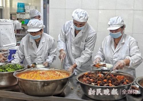 上海高中学校食堂排名前十(上海民办高中排名)插图3