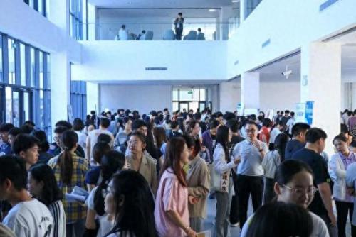 烟台人才招聘会(烟台重点大学招聘会)插图1