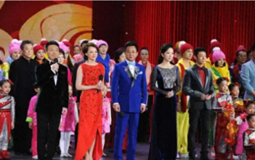 2010年元宵晚会(2010年央视元宵晚会歌曲)插图10