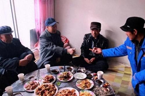 餐桌上的游戏(饭局小游戏活跃气氛)插图4