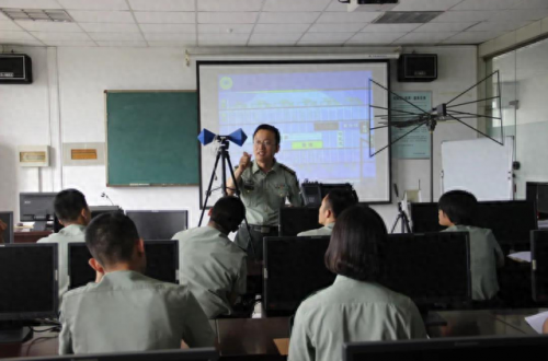 武警医学院分数线(武警医学院录取分数线)插图8