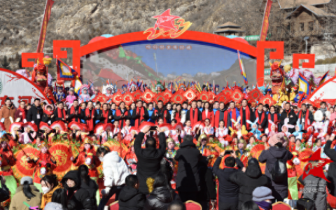 大吉大利中国年歌词(恭喜恭喜中国年歌词)