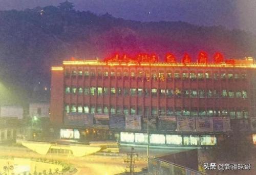 乌鲁木齐排名前十商场(乌鲁木齐最高端的商场)插图1