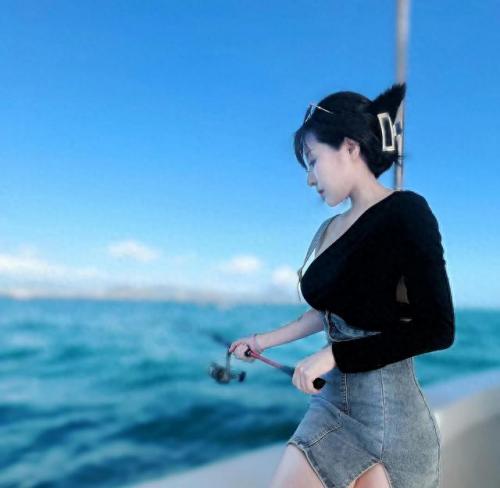 吕帅希(吕帅希惊艳的图片)插图