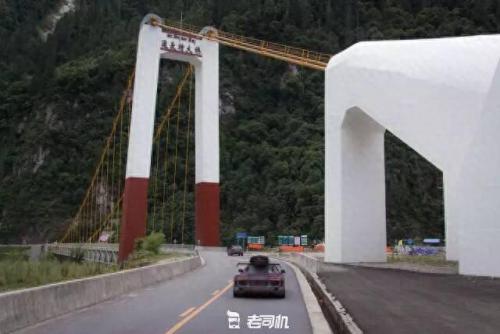 宜昌跑车排名前十(宜昌红色跑车)插图47