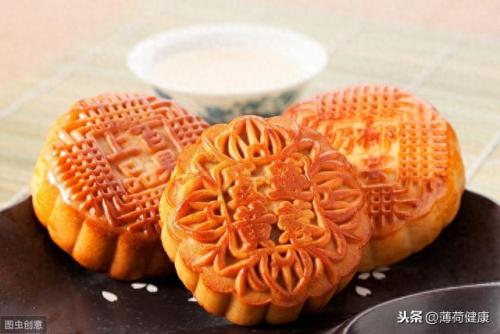 月饼热量排名前十(一个80克莲蓉月饼的热量)插图
