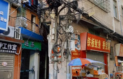 娶不到老婆竟然把老妈(儿子不小心把老妈闺蜜娶了电视剧)插图24