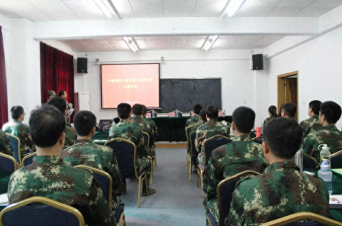 武警医学院分数线(武警医学院录取分数线)插图2