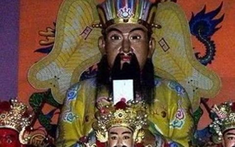越南姓氏排名前十(越南最新姓氏人口排名)
