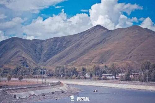 宜昌跑车排名前十(宜昌红色跑车)插图24