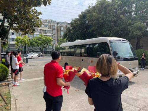 姜冉馨回国备战考试(姜冉馨为什么不火)插图